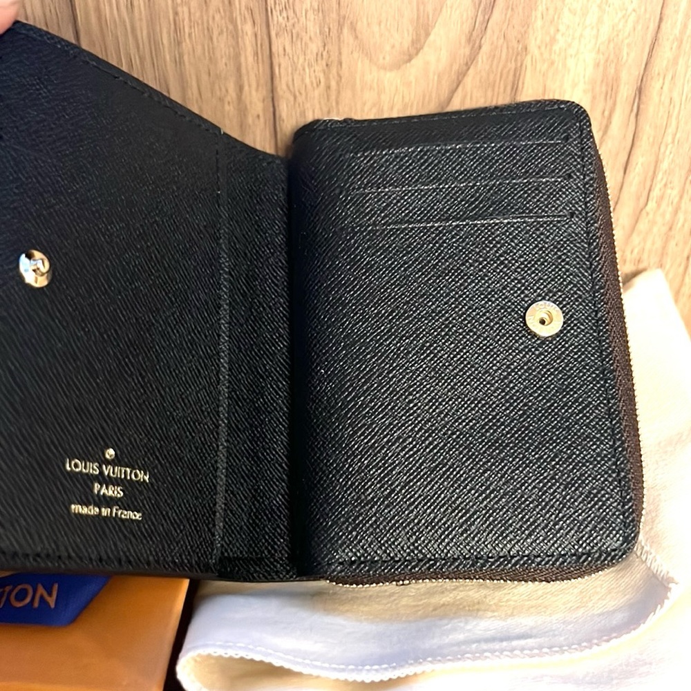 💎 NEW 💎LOUIS VUITTON LOU ZIPPY REVERSE WALLET - Picture 11 of 13